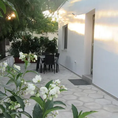Holiday home Villino Tortora By Cala Salento Torre Lapillo